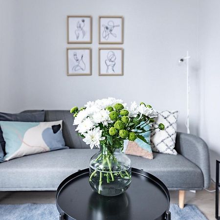 Arctic Blue City Suite Rovaniemi Exterior photo